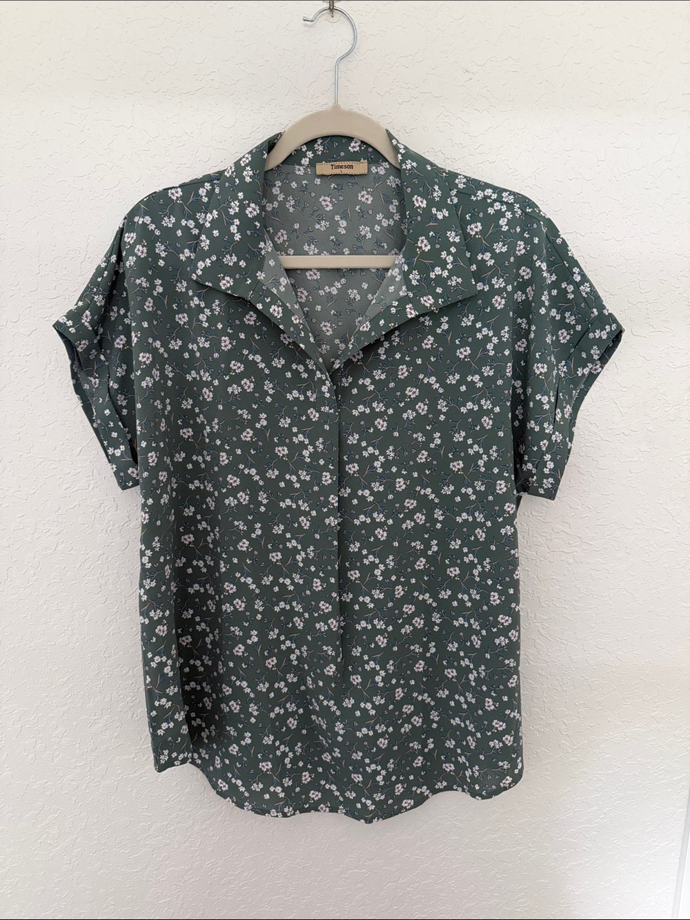 Universal Thread Green Floral Short-Sleeve Blouse